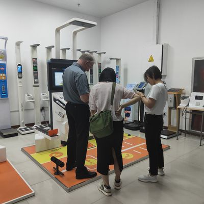 Máquina de exame médico de saúde conveniente com peso ≤ 300 kg e ecrã táctil