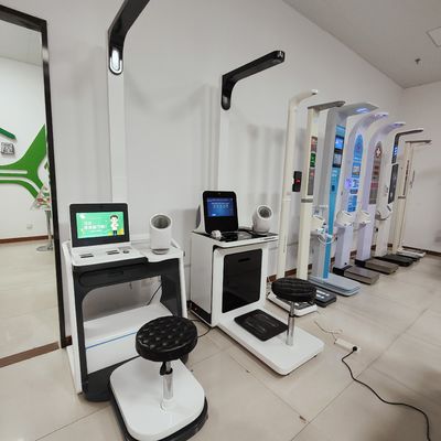 MAX 700*1200*2400mm Telemedicina com ecrã sensível ao toque