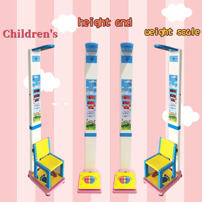Faixa de altura 50-150cm Balança eletrônica médica infantil para peso e altura de assento
