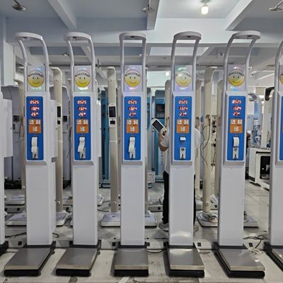 Máquina profissional de medição de peso e altura corporal com balança eletrônica
